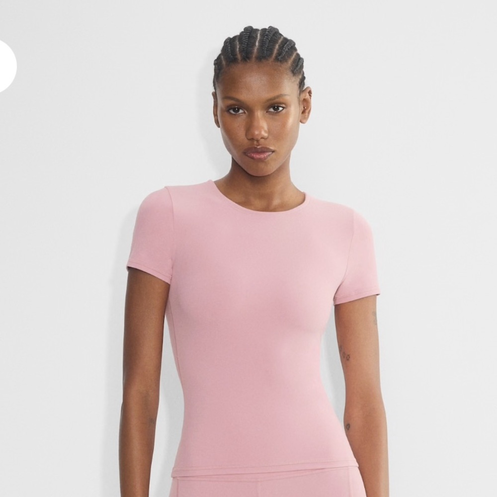 Aritzia Butter Essential T Shirt